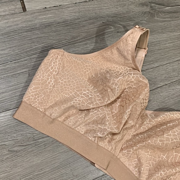 Chantelle Magnifique Full Bust Wirefree Bra - Nude Sand size 40DDD - Picture 3 of 14